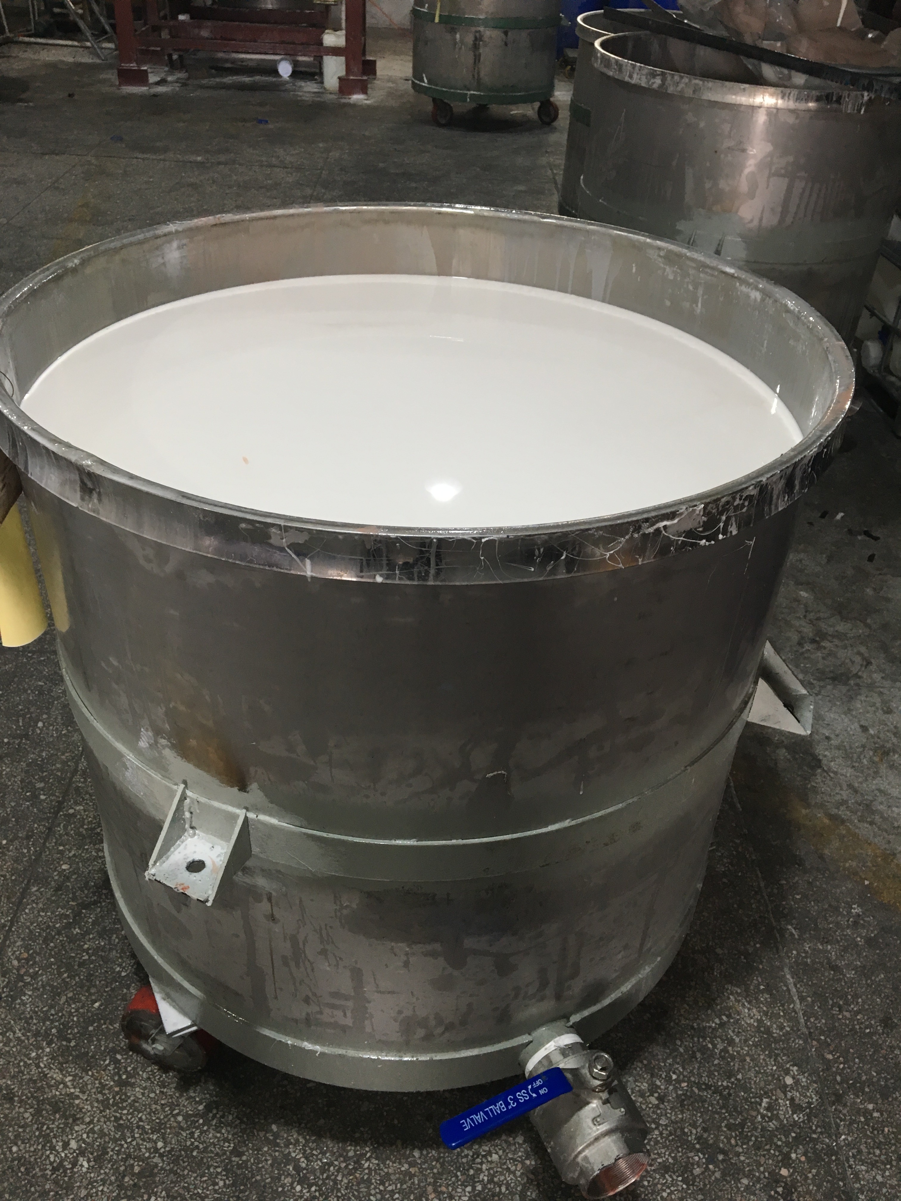  液體硅膠中的軟膠和硬膠有何優(yōu)點 ？